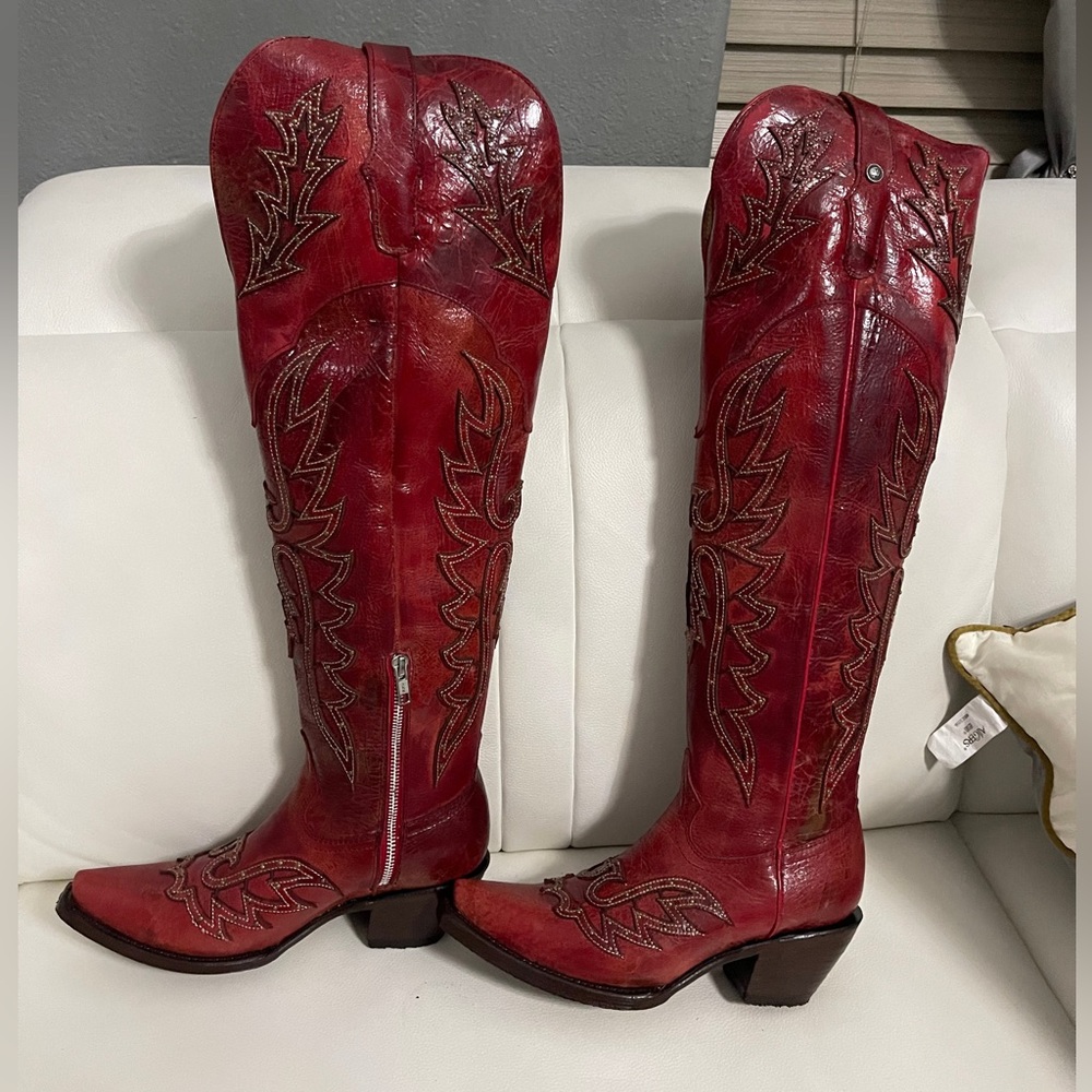 Over the Knee Boots - Aguila Edition (Desert Red)